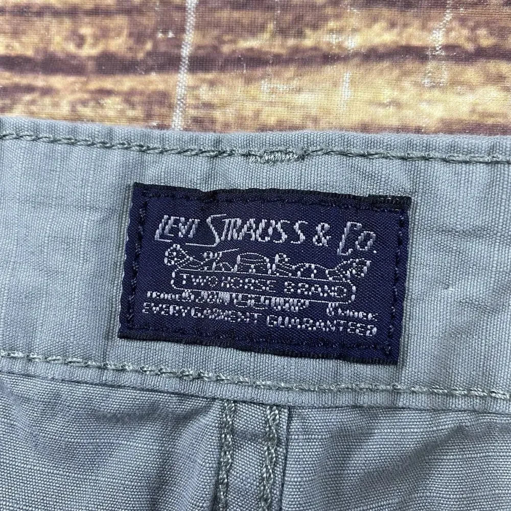Levi Strauss Gray Cargo Shorts Mens 38 Utility Outdoor Ripstop Waterless Pockets